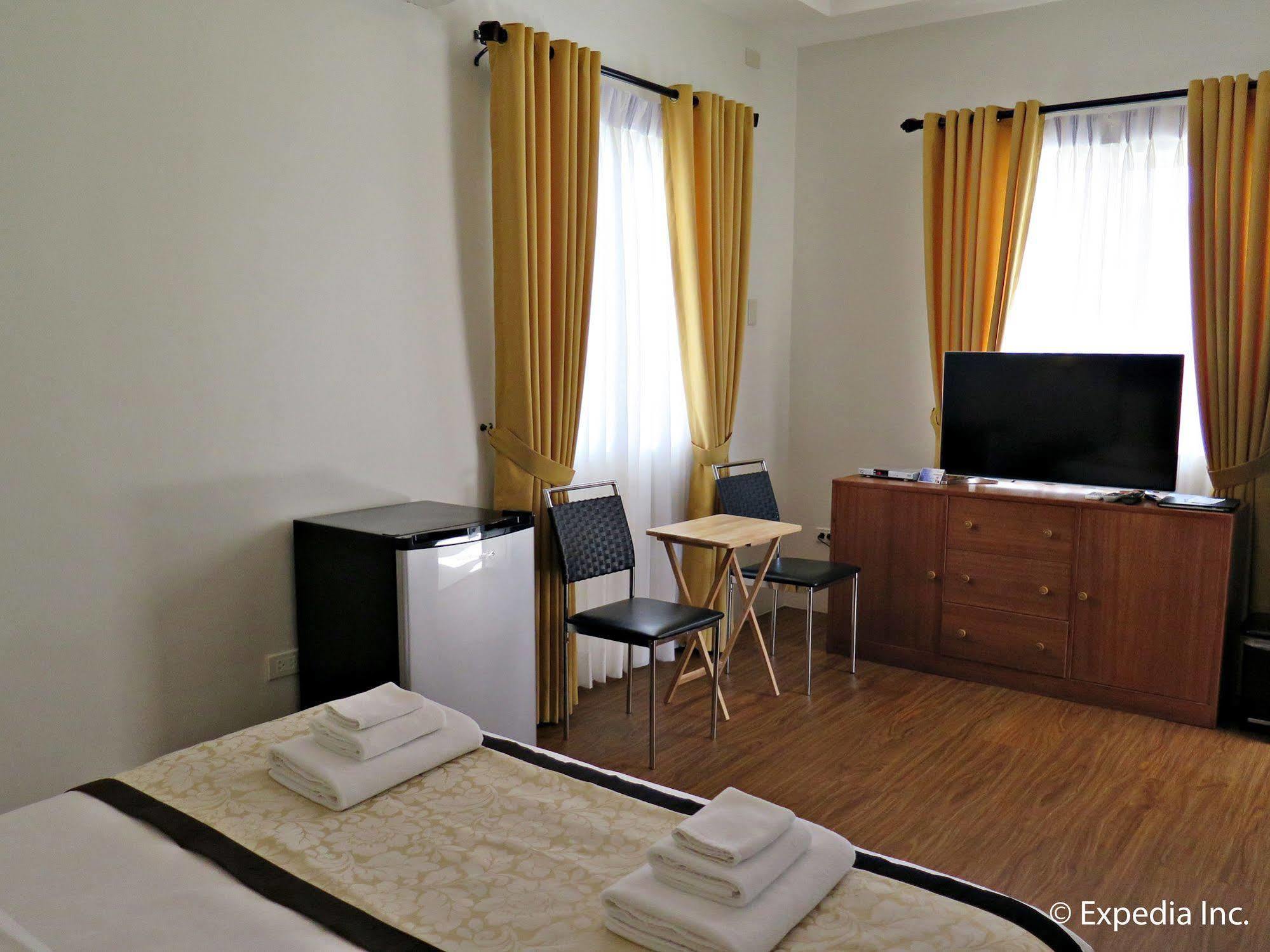 Capital O 642 The Junction Tagaytay Hotel Tagaytay City Luaran gambar